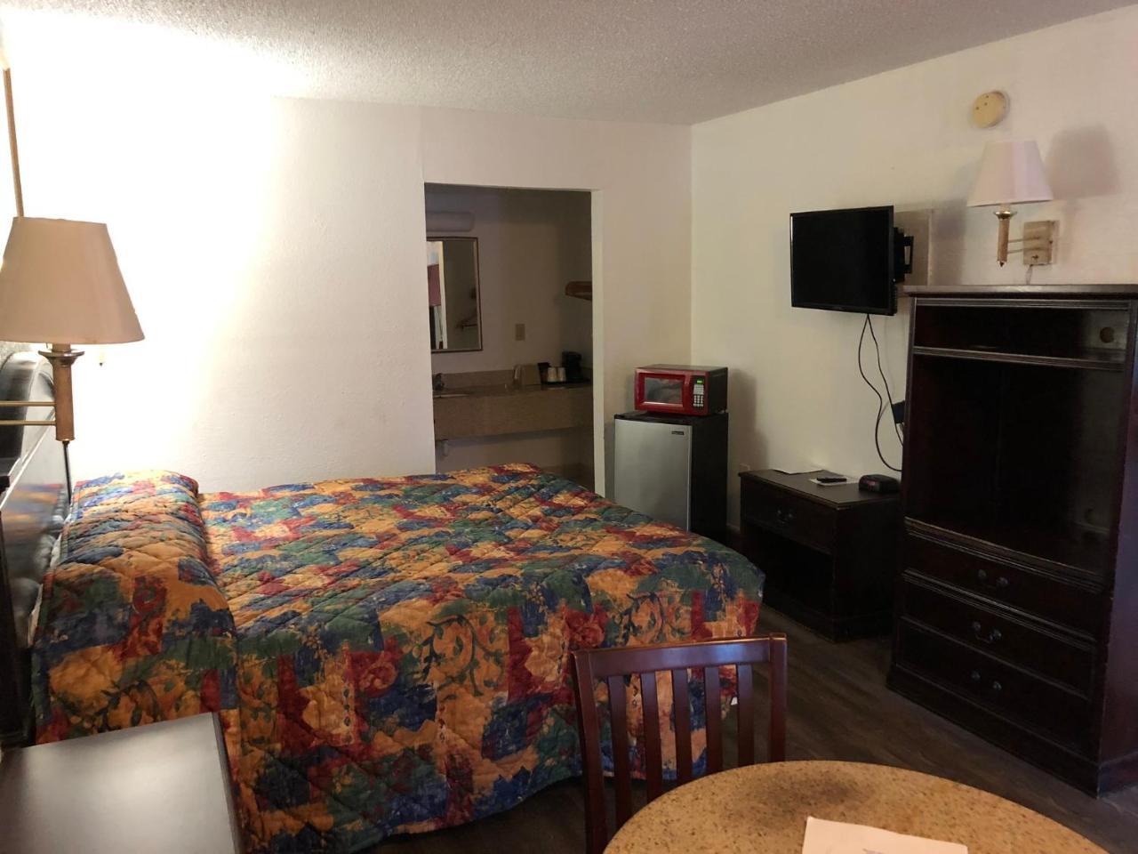 Executive Garden Titusville Hotel Extérieur photo