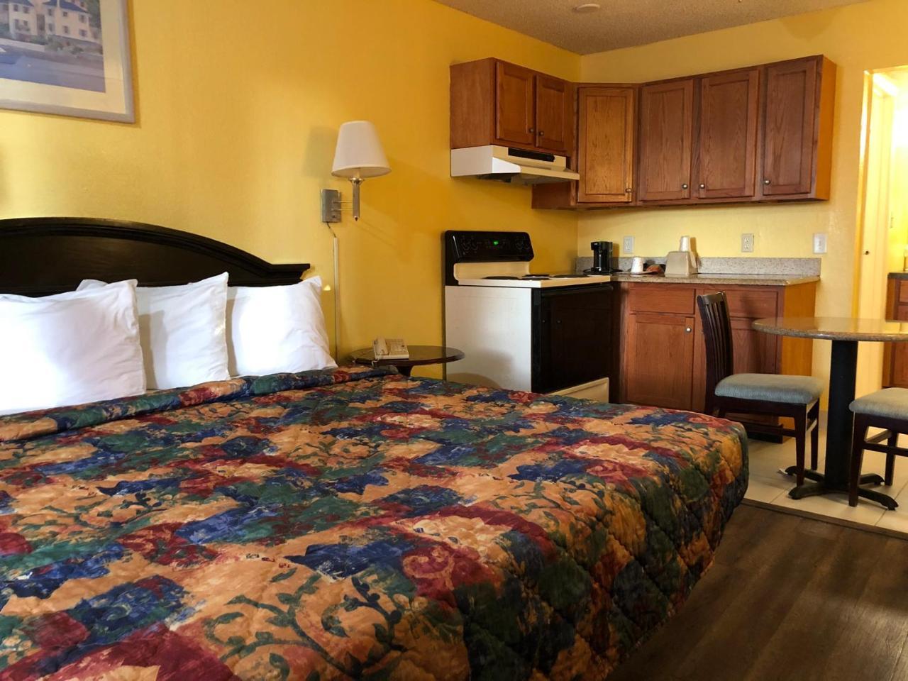 Executive Garden Titusville Hotel Extérieur photo