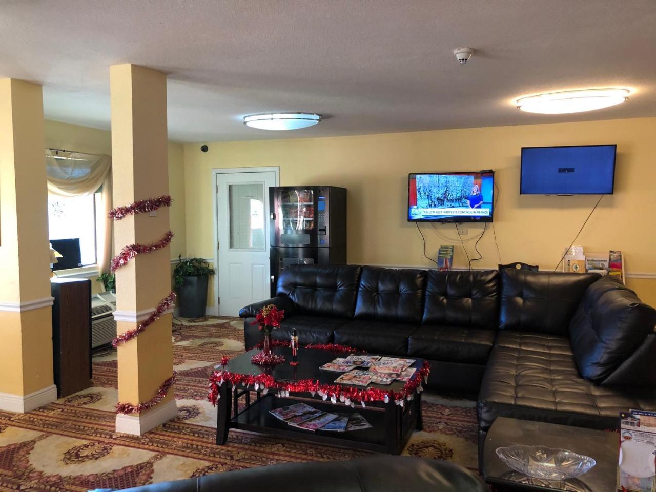 Executive Garden Titusville Hotel Extérieur photo