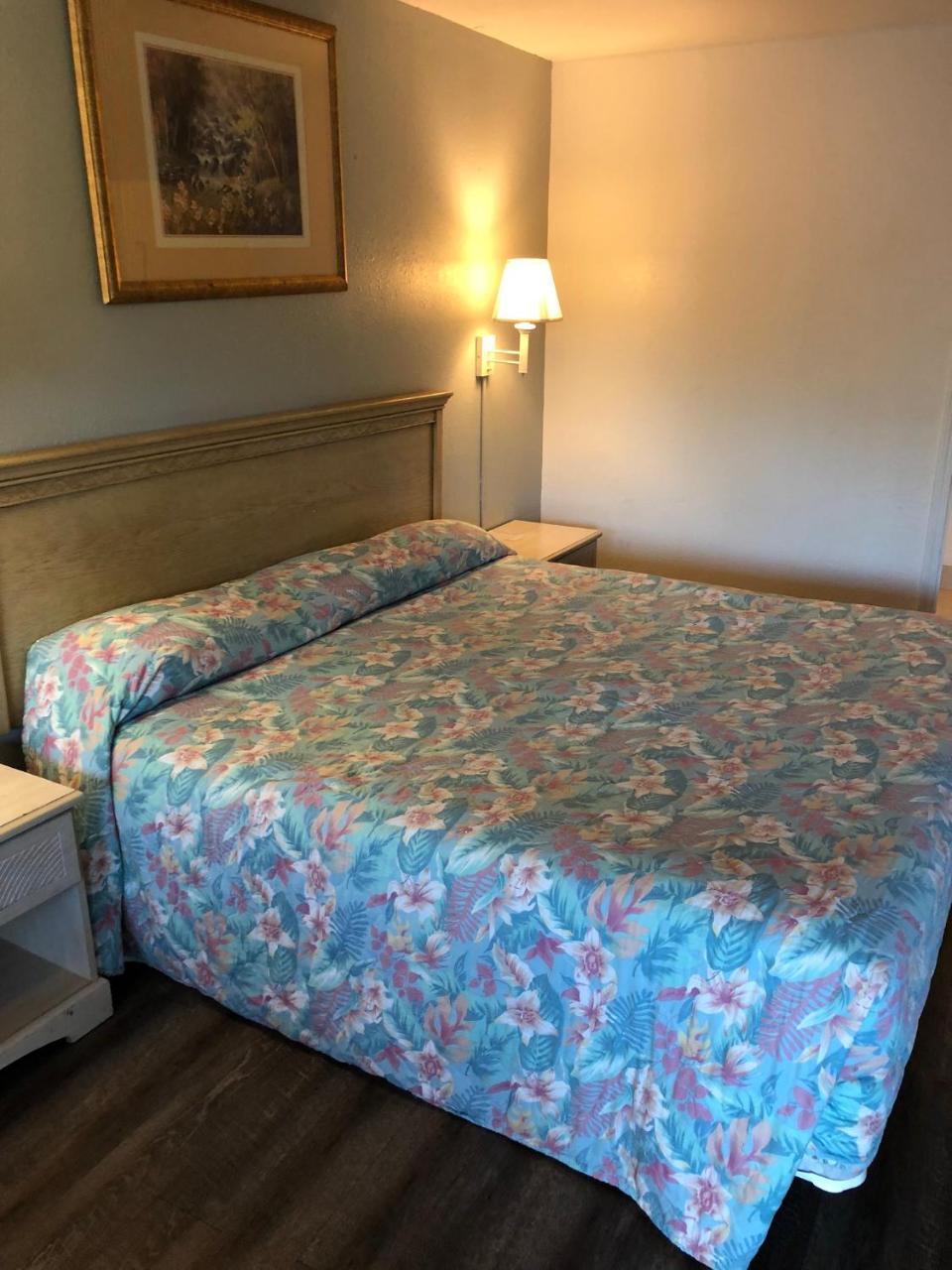 Executive Garden Titusville Hotel Extérieur photo